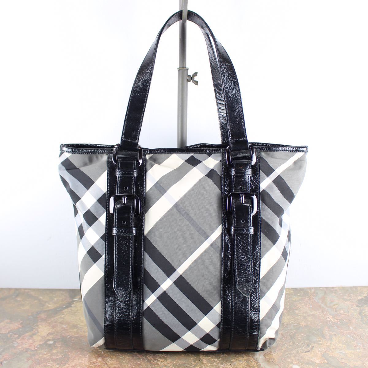 BURBERRY CHECK PATTERNED NYLON TOTE BAG MADE IN ITALY/バーバリーチェック柄ナイロントートバッグの画像1