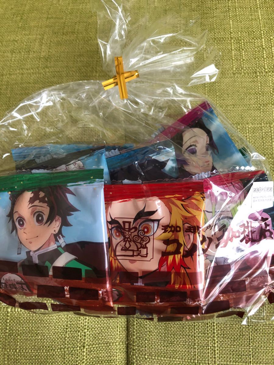 Paypayフリマ 鬼滅の刃 コメダ珈琲 豆菓子 7種類 10個セット Paypayフリマ 鬼滅の刃 コメダ珈琲 豆菓子 7種類 10個セット