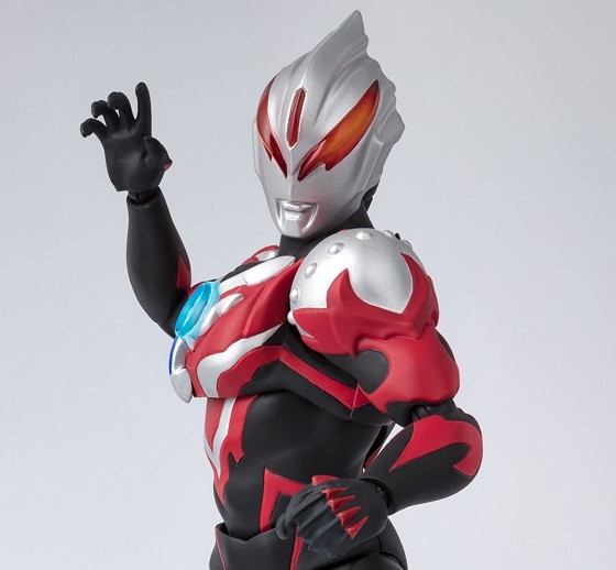 魂ウェブ商店限定 S.H.Figuarts ウルトラマンオーブ サンダーブレスター　フィギュアーツ_サンプル画像です。