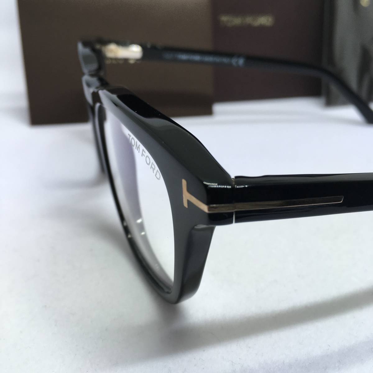 キムタク着用 新品 TOMFORD TF5488－B 001 サイズ49 トムフォード