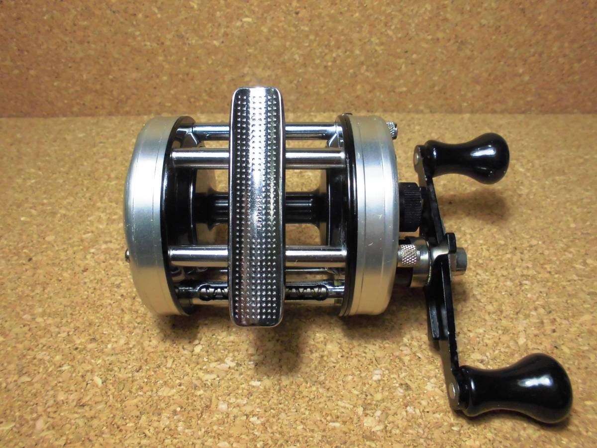ABU garcia 6500C old 1984年 アブ 雷魚 ライギョ 鯰 ナマズ ABU garcia 6500C old 1984年 アブ 雷魚 ライギョ 鯰 ナマズ