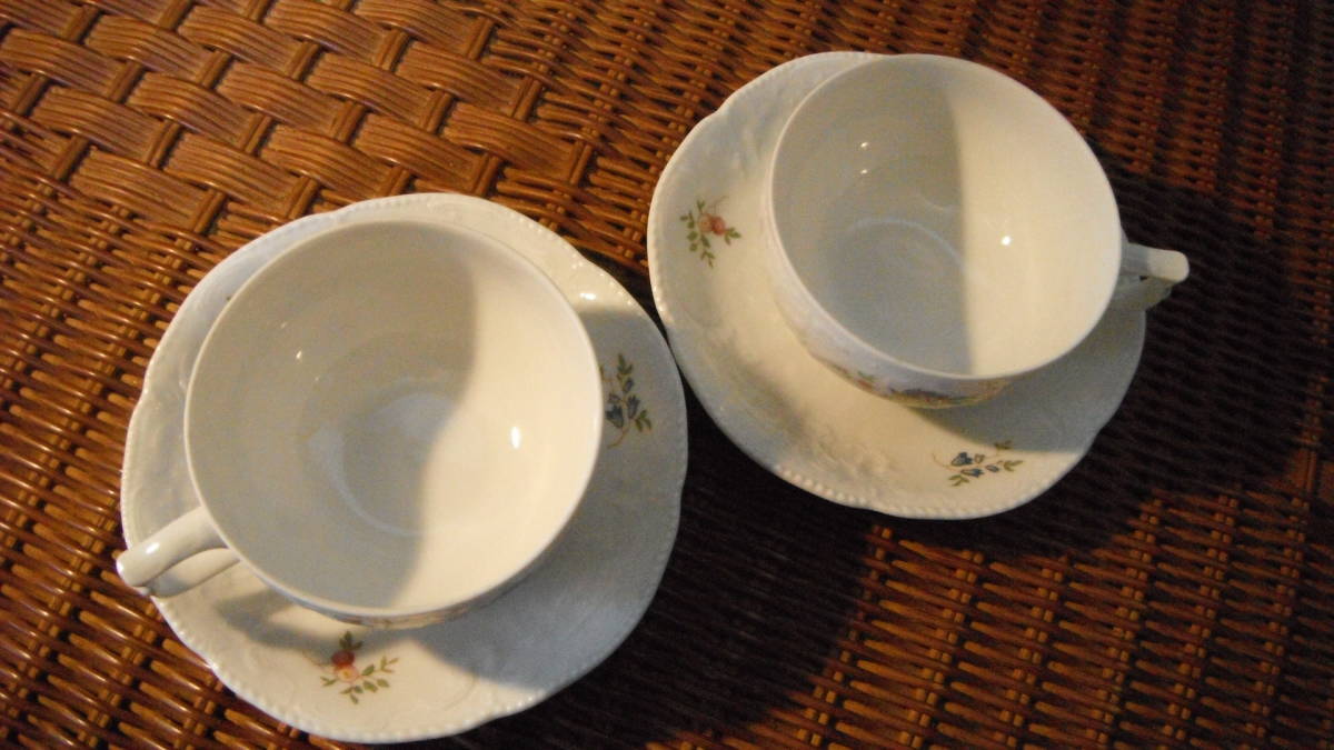  Rosenthal Classic rose pair cup & saucer relief / Germany made 