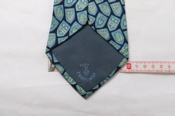  beautiful goods Trussardi TRUSSARDI fine pattern pattern Italy made popular high class brand necktie 