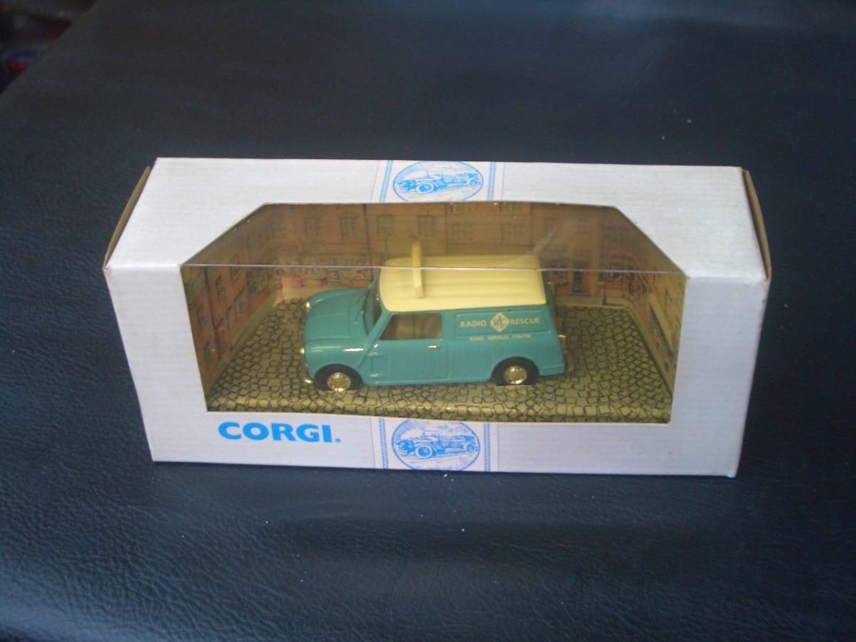 CORGI 96952 Mini Van RAC RADIO RESCUE Royal Automobile Club 1/43