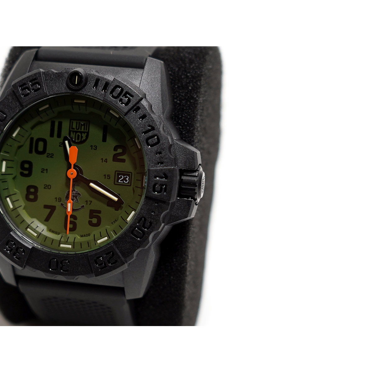 【新品本物 USA購入】Luminox ルミノックス■ ネイビーシールズ カラーマーク Ref.3517.NQ ■ ブラック ■T25 腕時計 ミリタリーウォッチ_画像6