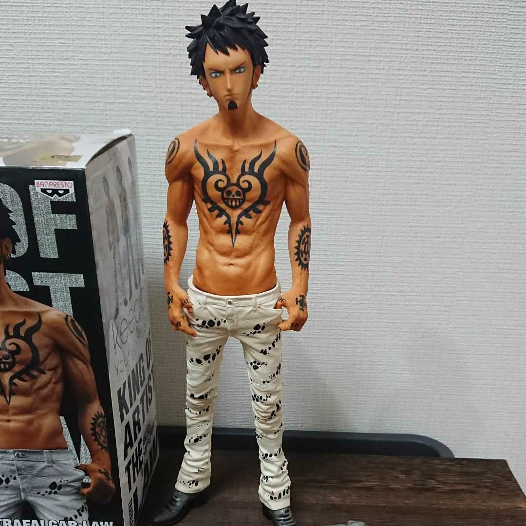 ONE PIECE KING ARTIST トラファルガー・ロー ワンピースフィギュア バンプレスト