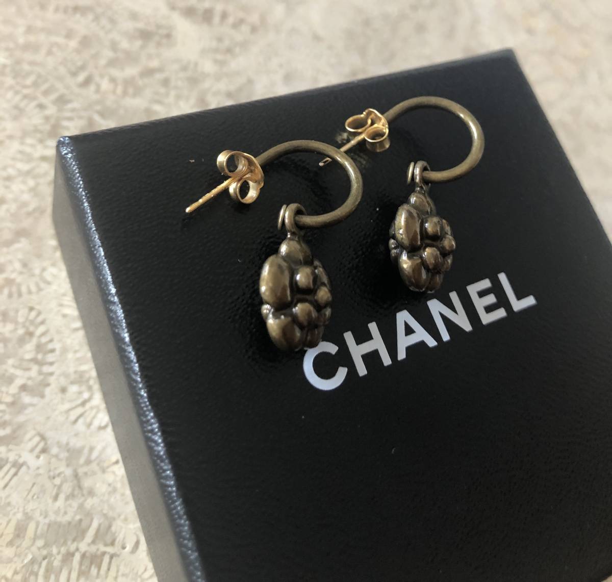 CHANELシャネル★カメリアピアス