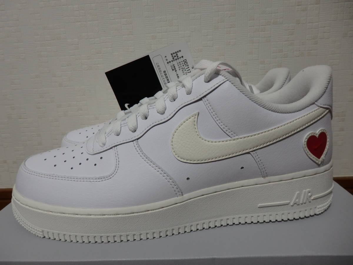 即決☆レア！限定！ 新品 NIKE ナイキスニーカー AIR FORCE 1 '07 LOW QS エアフォース１ ロー バレンタインモデル 27.0cm♪25周年♪35周年_画像1