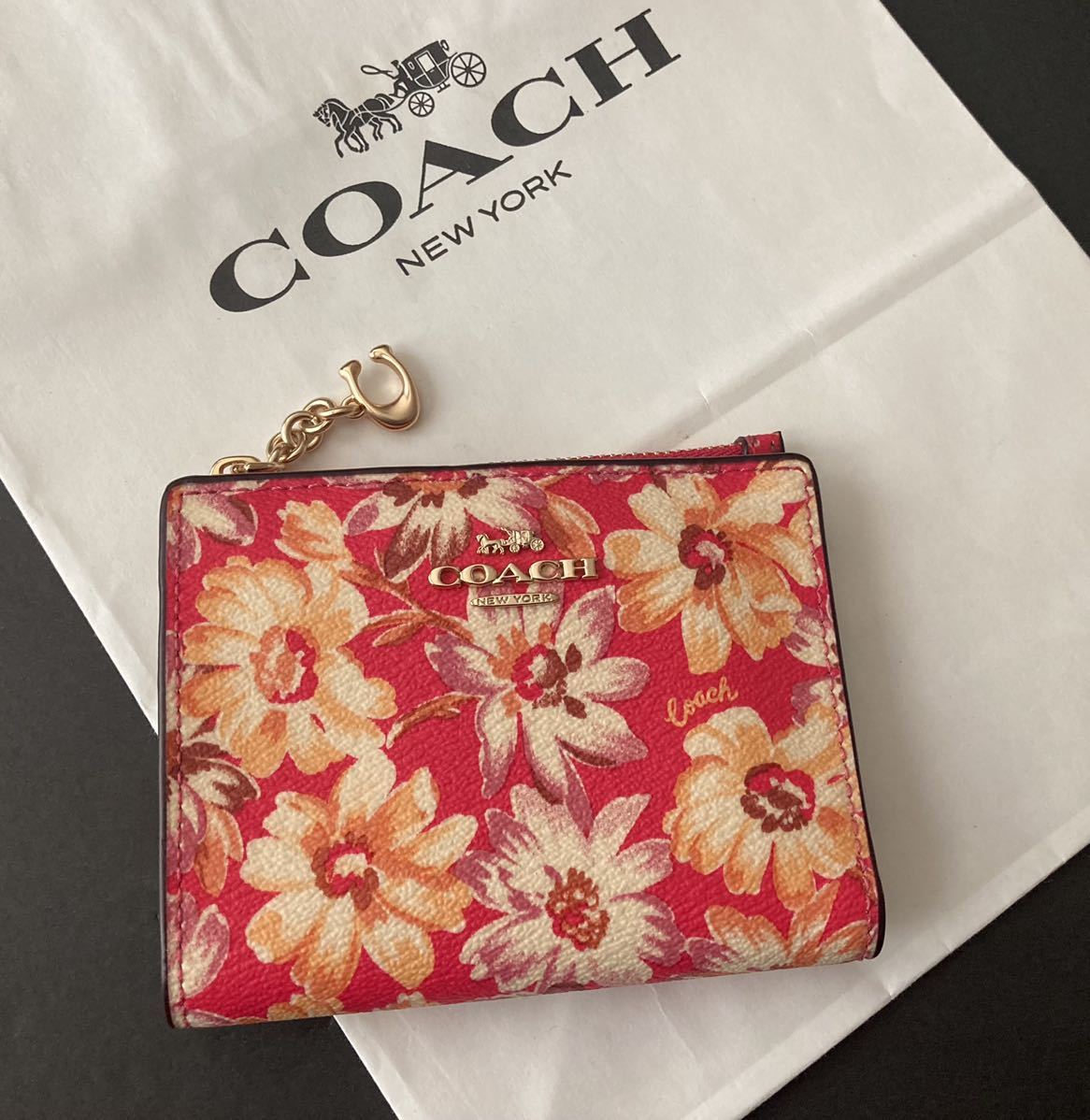 新品 COACH コーチ 3595 二つ折り財布 ID入れ付 花柄（¥10,900