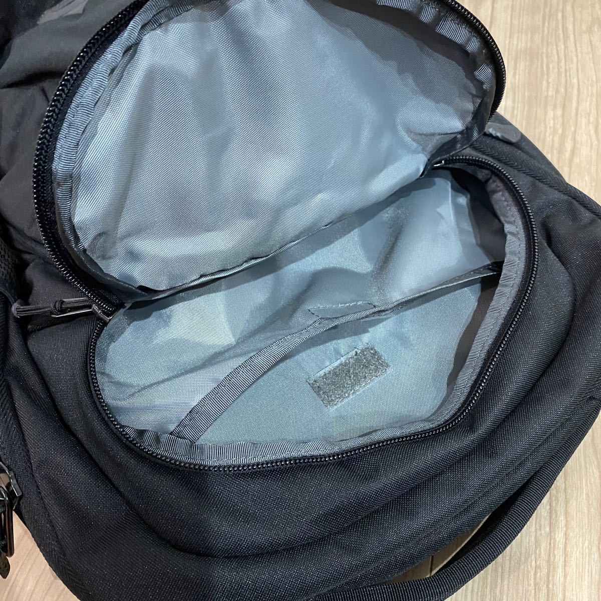 新品 ノースフェイス リュック バックパック ピボター 27L リュックサック  THE NORTH FACE リュックサック 黒