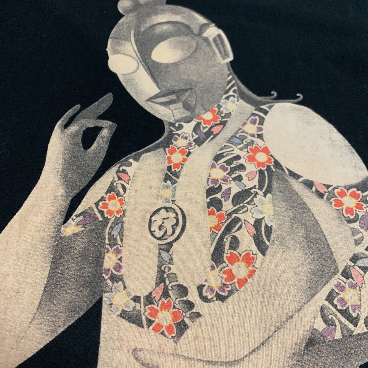 【激レア】ウルトラマンTシャツ お釈迦様ポーズ衣柄！Sサイズ_画像2