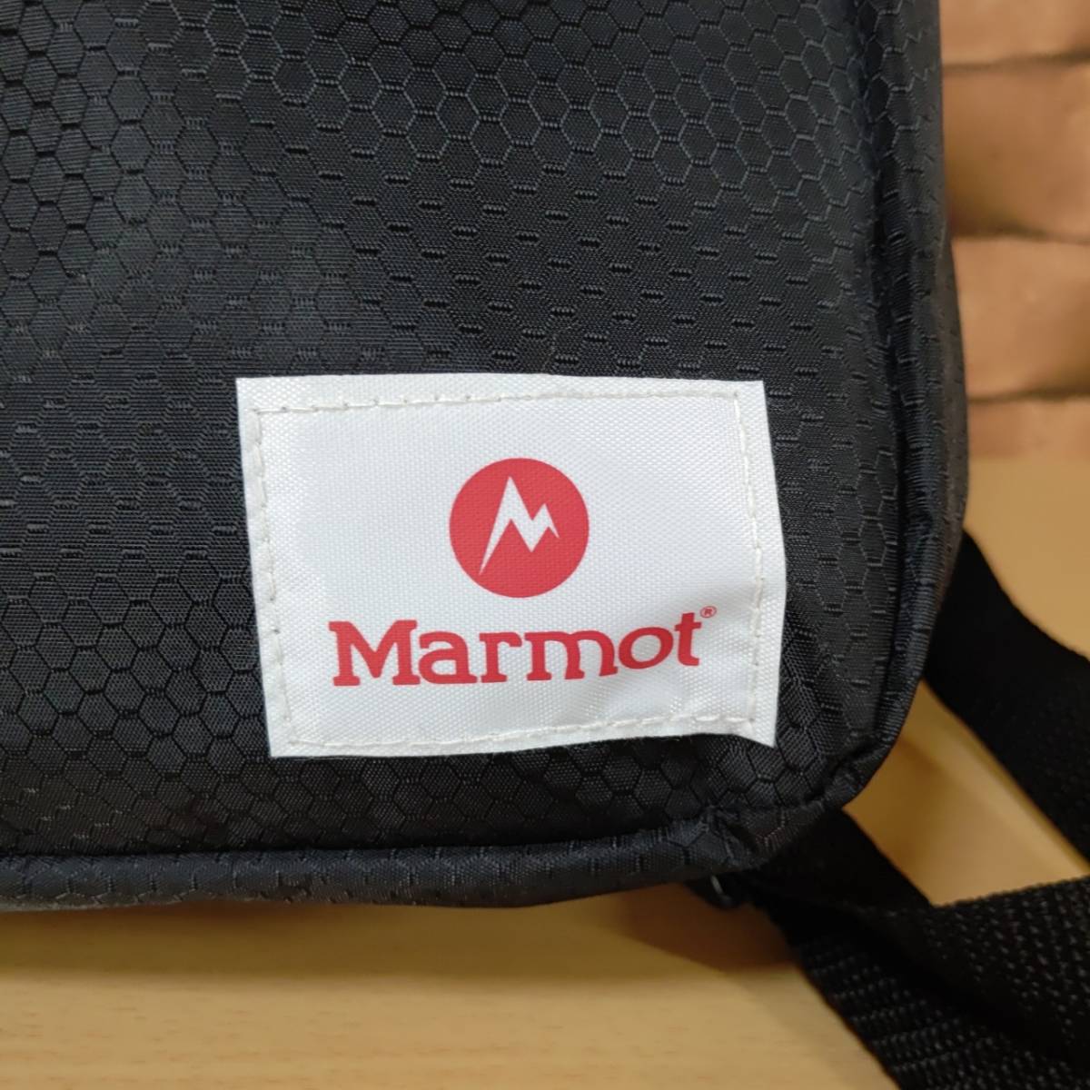 ◇マーモット/Marmot◇リュック バックパック デイパッグ 黒 新品同様 ［その2］_画像3