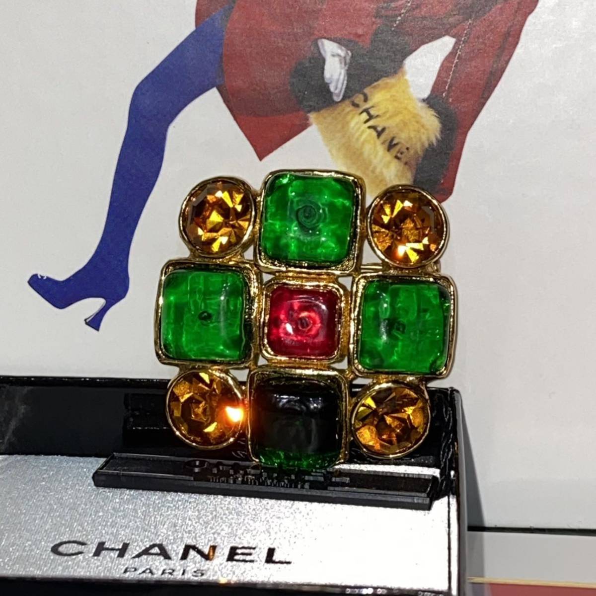 美品 希少 90'S VINTAGE CHANEL ブローチ グリポアガラス コスチュームジュエリー オールドシャネル ヴィンテージアクセサリー レア