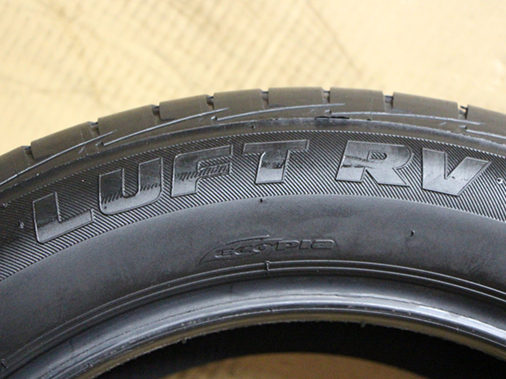 A31 BS ブリヂストン LUFT RV ECOPIA 225/55R17 101W 1本 2016年 バリ溝 9分山 中古品タイヤ 手渡し可能です 山梨県_画像8