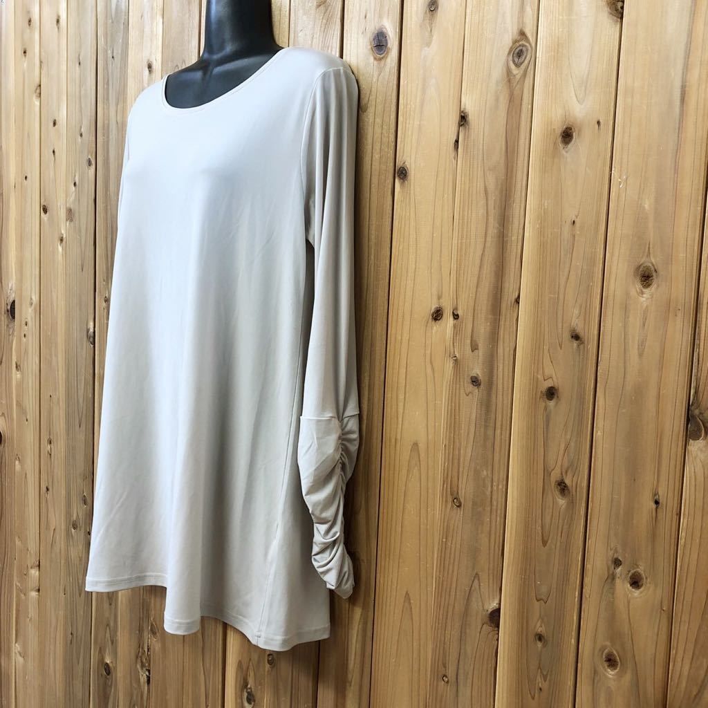 mujiya* plain . lady's tops tunic plain car - ring sleeve flair A line long sleeve cut and sewn easy stretch equipped 