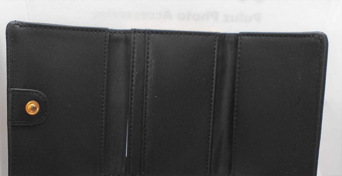 【新品】プレイボーイ　レディース　三つ折りミニ財布　がま口　ブラック　ハート