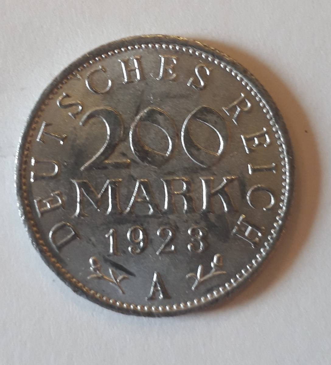 ドイツ 1923年 200 マルク アルミ貨_画像2