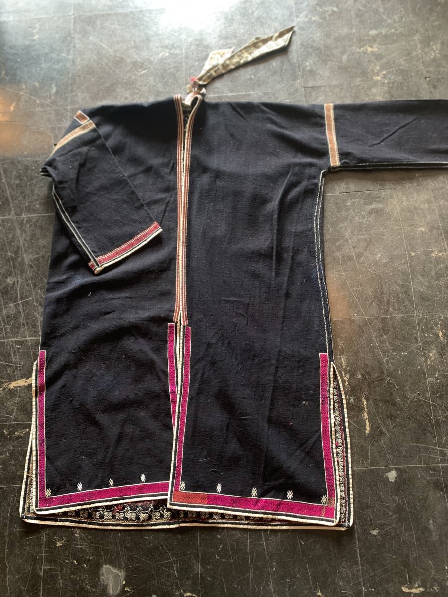民族衣装 藍染 東南アジア 手縫い 刺繍 ハンドメイド 草木染め コインザオ族 ロングジャケット 羽織りヴィンテージ