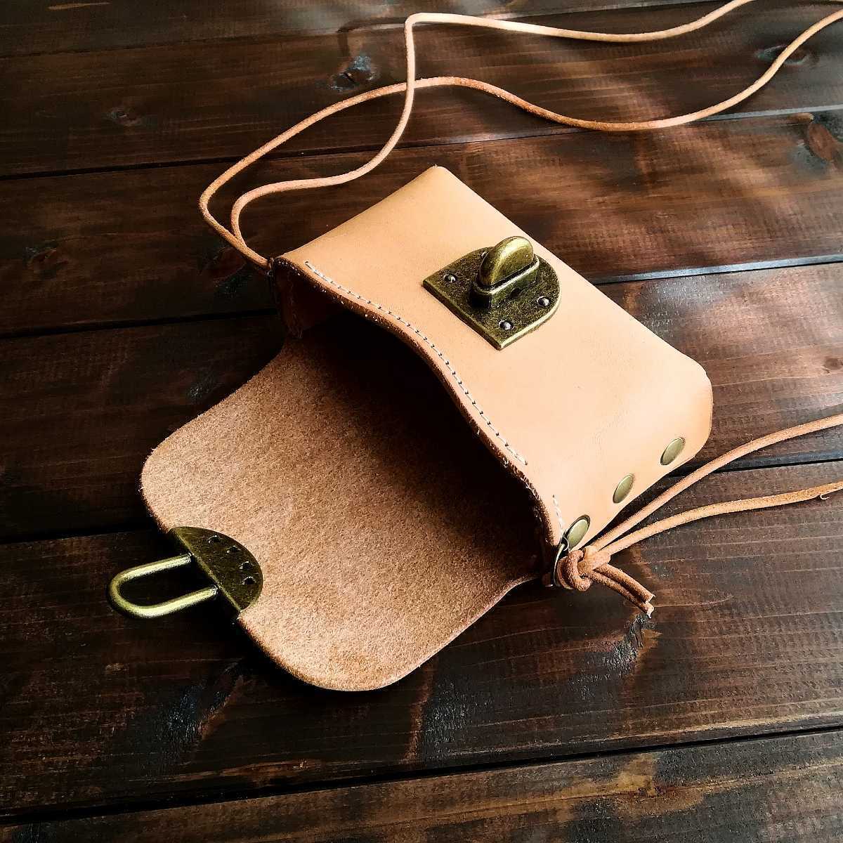 [ Tochigi leather . made cow leather. camera case ] cow leather leather original leather pouch case case digital camera hand made handmade cow leather 