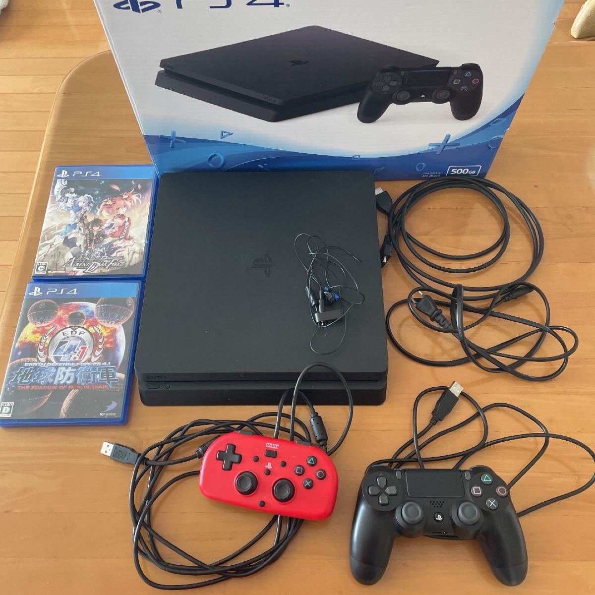 【動作確認、初期化済み】 PlayStation4 CUH-2100A　B01