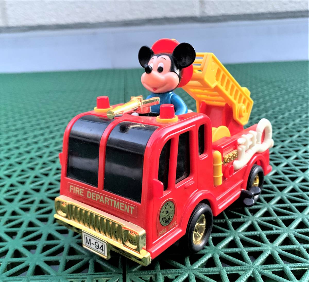 玩具 ミッキーマウス ミニーマウス ディズニー 消防車 トランシーバー Mickey Mouse Disney レトロ 昭和 アンティーク Product Details Yahoo Auctions Japan Proxy Bidding And Shopping Service From Japan 玩具 ミッキーマウス ミニーマウス ディズニー 消防車 トランシーバー Mickey Mouse Disney レトロ 昭和 アンティーク Product Details Yahoo Auctions Japan Proxy Bidding And Shopping Service From Japan