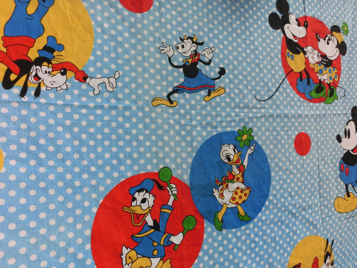  Vintage Disney polka dot bedcover pompon attaching 