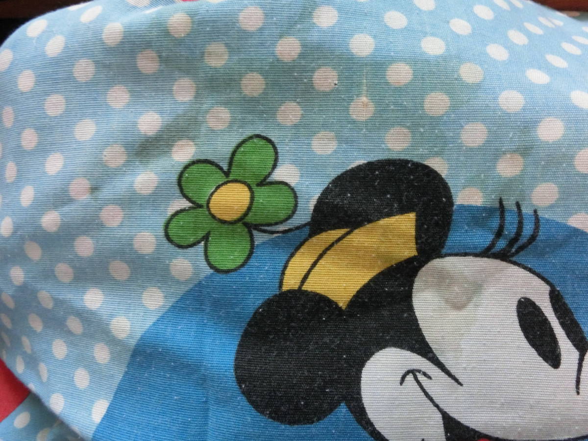  Vintage Disney polka dot bedcover pompon attaching 