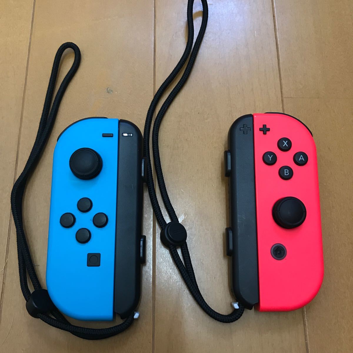 Nintendo switchジョイコン 