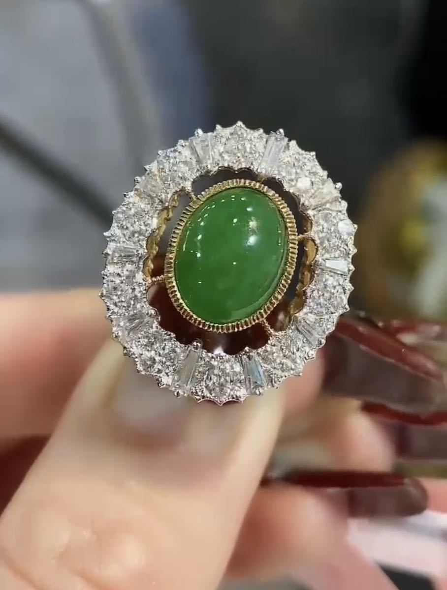 天然翡翠ヒスイ(ジェーダイト)指輪 半透明緑色 2.45g 脇石ダイヤモンド
