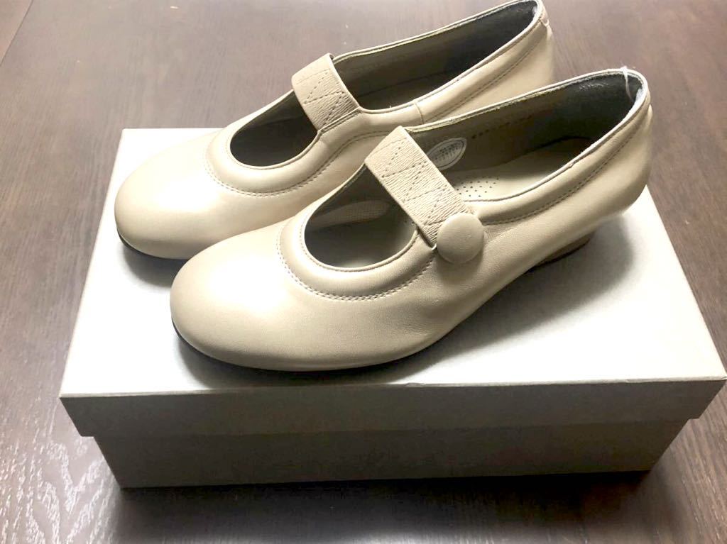 菊池武男の靴 パンプス 22㎝ 天然皮革の靴新品未使用品 25,200円大丸購入品 箱付き