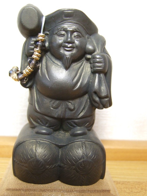 恵比寿様像　福顔です　柘植製 古代色仕上げ 　　仏壇仏具仏像仏教　風水