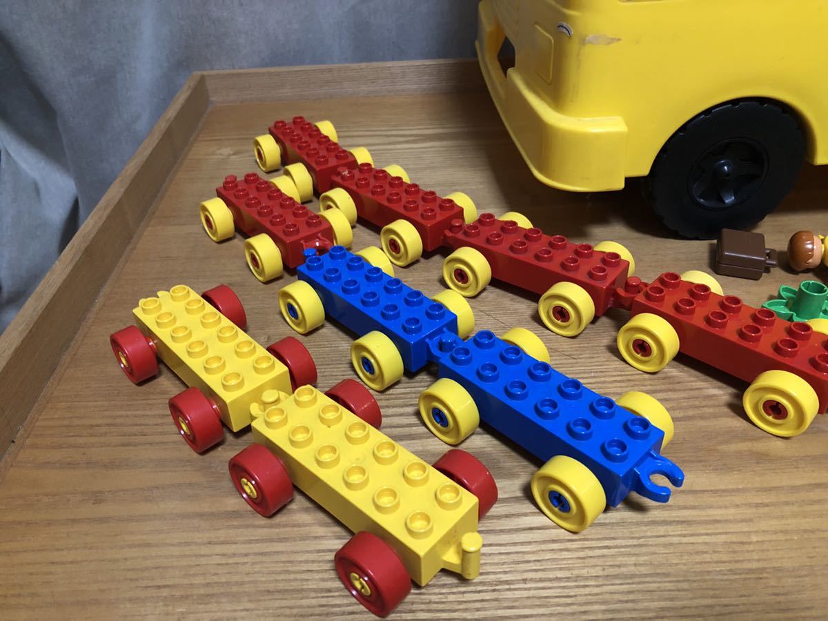 Paypayフリマ Lego デュプロ なかよしバス おもちゃ箱 収納ケース 車やヤシの木 たくさんの動物セット 窓パーツもあります