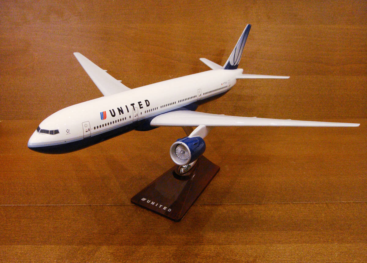 非売品 ユナイテッド航空200分の1 模型 非売品 ユナイテッド航空200分の1 模型