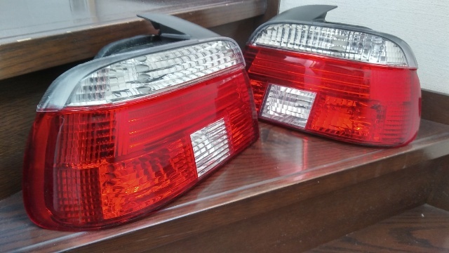 超可爱の BMW E39 前期 新品 テールランプ テールラライト クリスタル