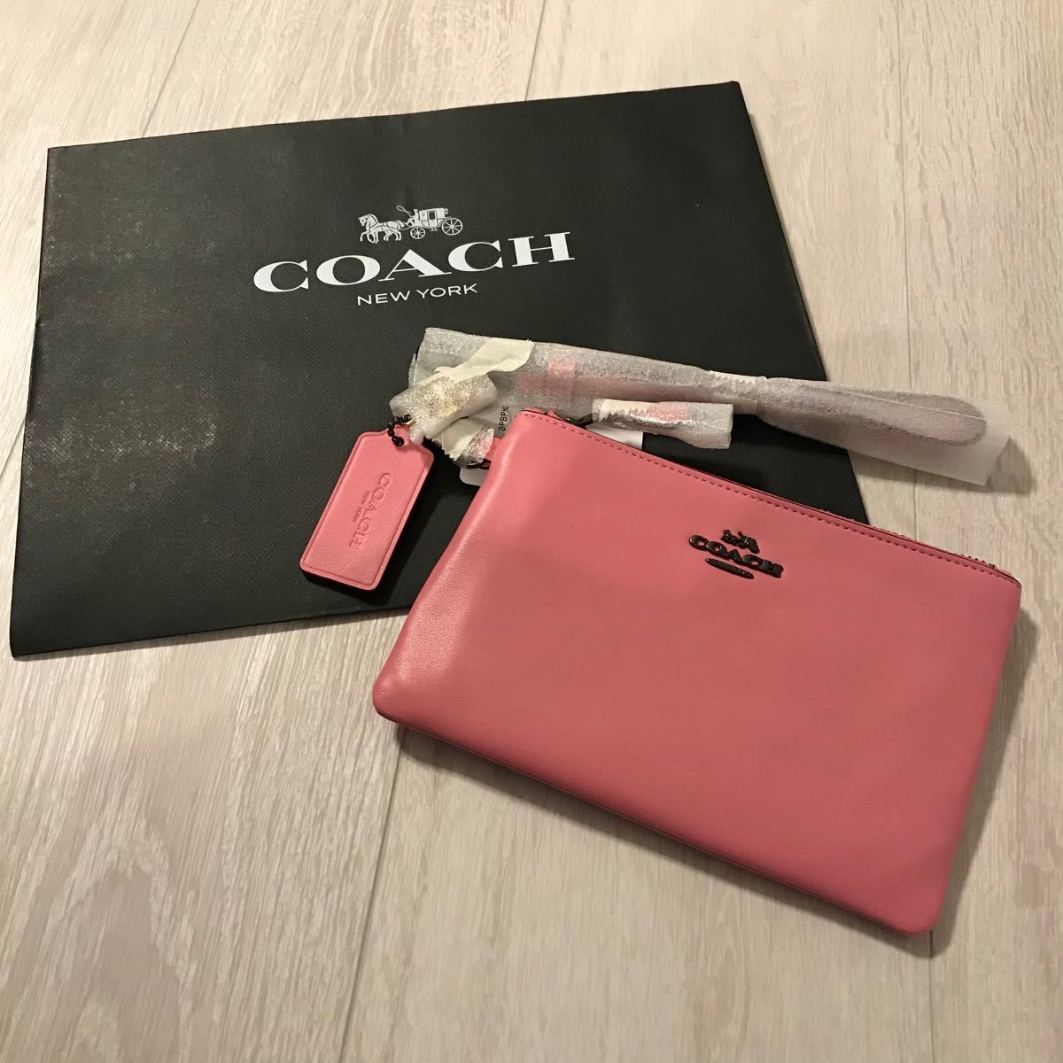 【新品】 COACH コーチ クラッチバッグ ポーチ ミニ ピンク