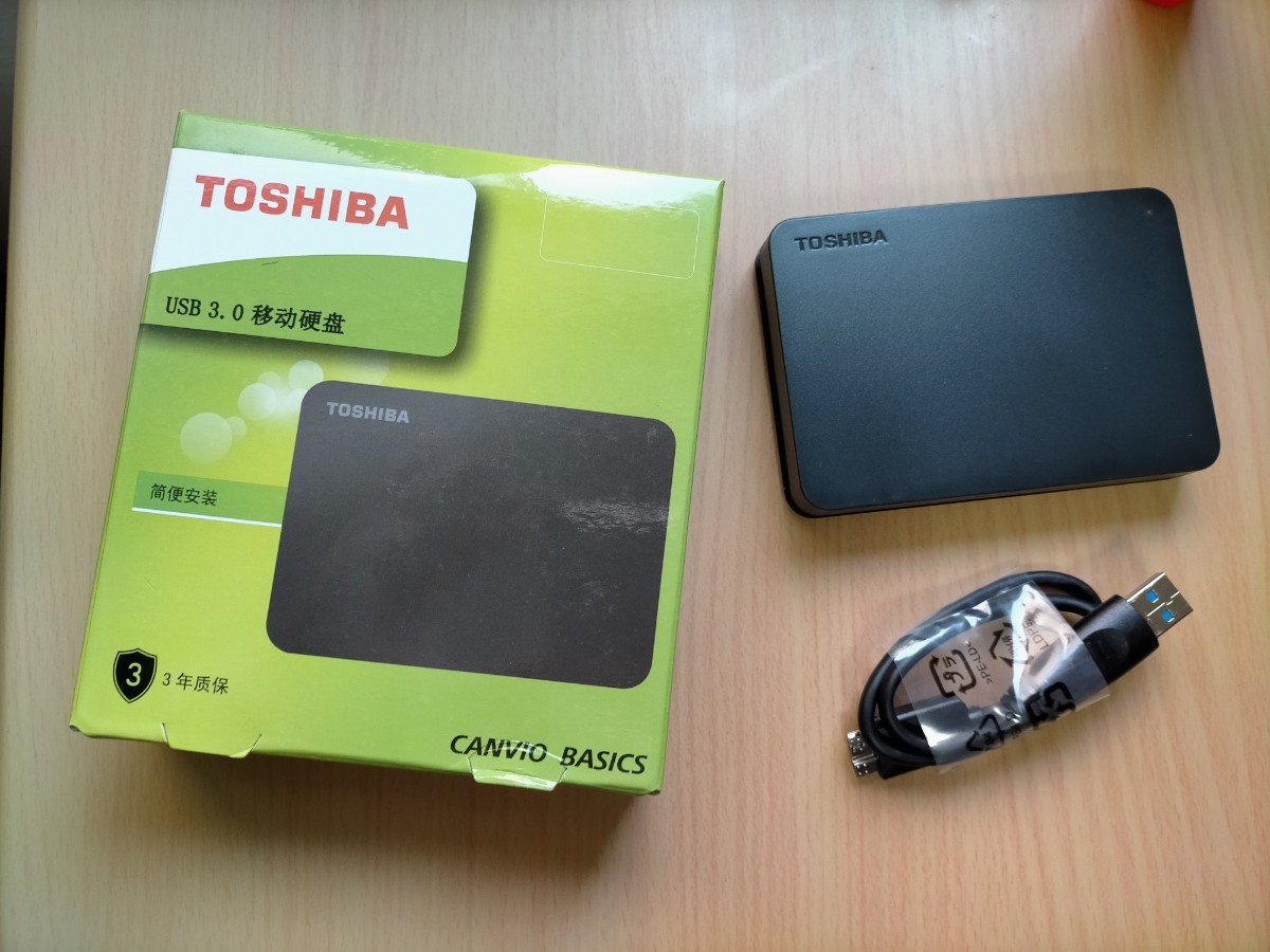 E022 TOSHIBA 東芝 USB3.0 外付け HDD 500GB
