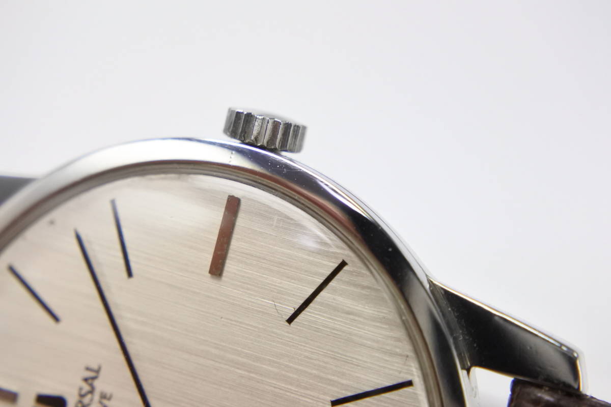 ☆☆☆１９７０年代スイス名門　UNIVERSAL GENEVE 　２１６００振動　薄型　手巻紳士腕時計 　当時定価53000円_画像5
