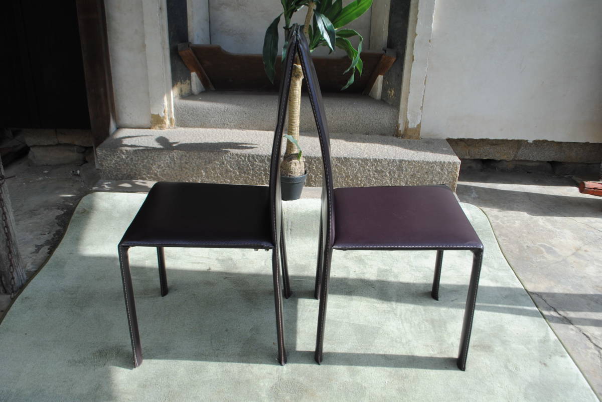 shi196 ** dining chair /2 legs collection / leather style?/ high back / stylish / Brown / chair / furniture / Manufacturers unknown / chair / chair 