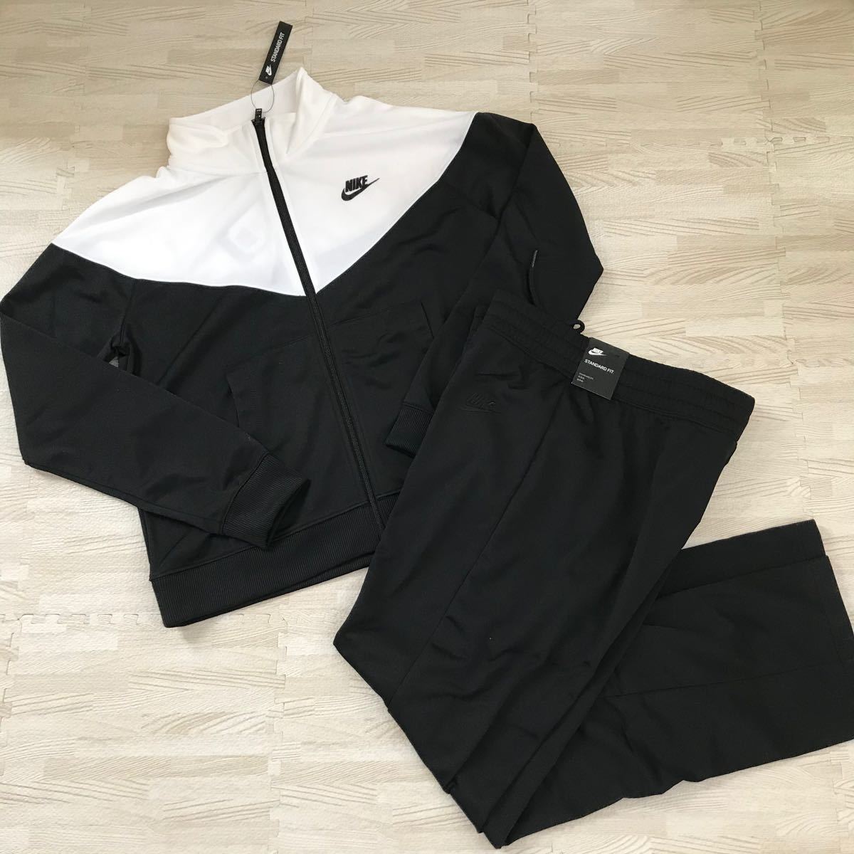 ★新品★ NIKE ナイキ ジャージ 上下セット セットアップ レディース L