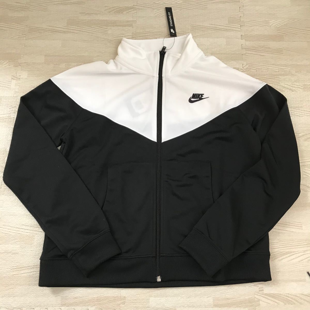 新品 NIKE ナイキ ジャージ 上下セット セットアップ レディース 新品 NIKE ナイキ ジャージ 上下セット セットアップ レディース