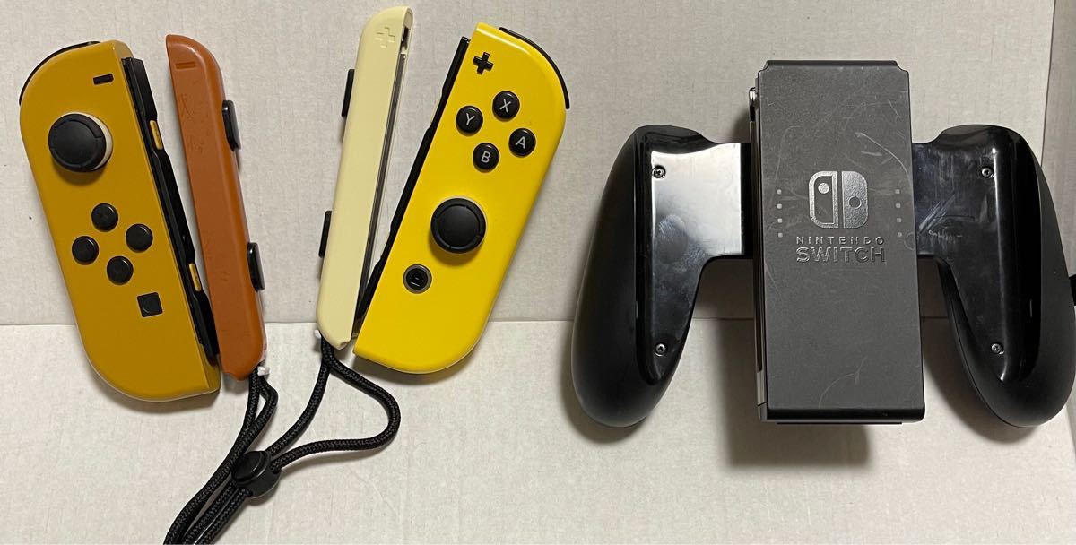 Nintendo Switch Joy-Con ニンテンドースイッチジョイコン　ポケモンver レッツゴー　ピカブイ