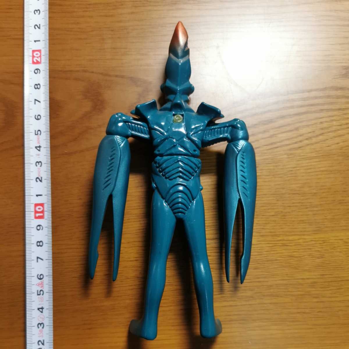 ウルトラマンパワード ウルトラ怪獣シリーズ ウルトラマン サイコバルタン バルタン星人　 絶版 ソフビ フィギュア 羽なし_画像2