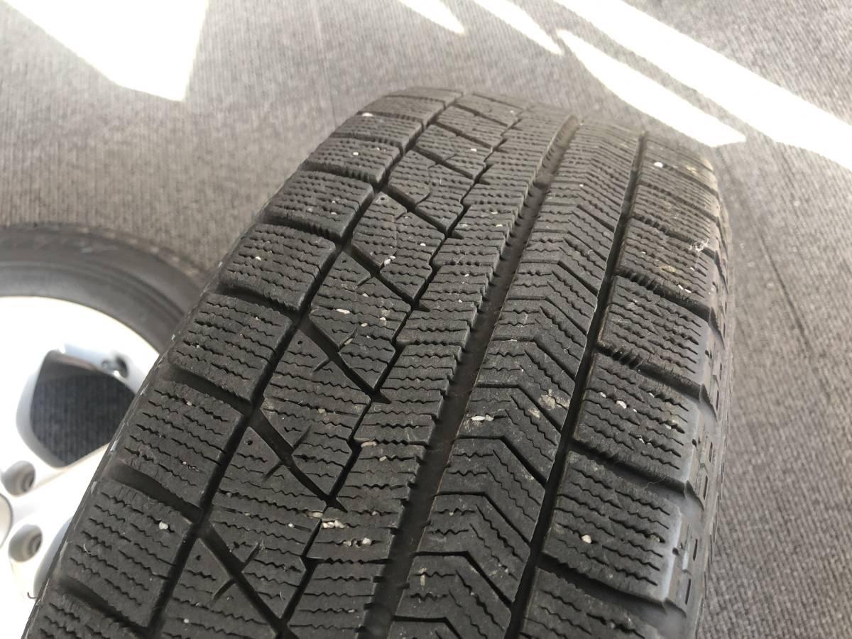 美品　手渡し可　アウディ　A1　 スポーツバック　純正　ブリザック　VRX　185/60R15　６ＪＸ１５ ＰＣＤ１００　５穴　ET29 ハブ径５６_画像9