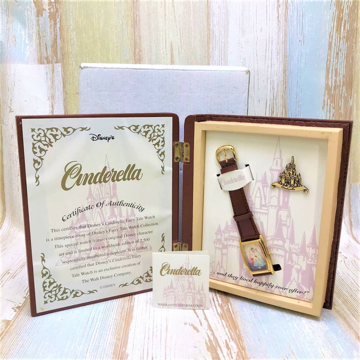 レア☆シンデレラ Cinderella 限定時計 腕時計 ブック型小物入れ