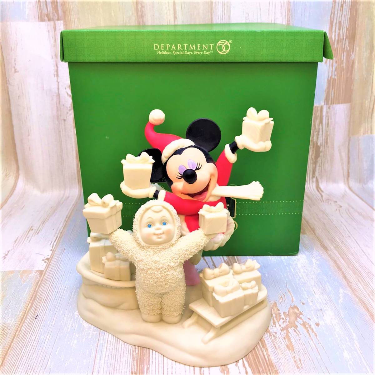 レア★ミニーマウス ミニー Minnie Mouse クリスマス Christmas ディズニー ショーケース フィギュア★ディズニー Disney 陶器製_画像1