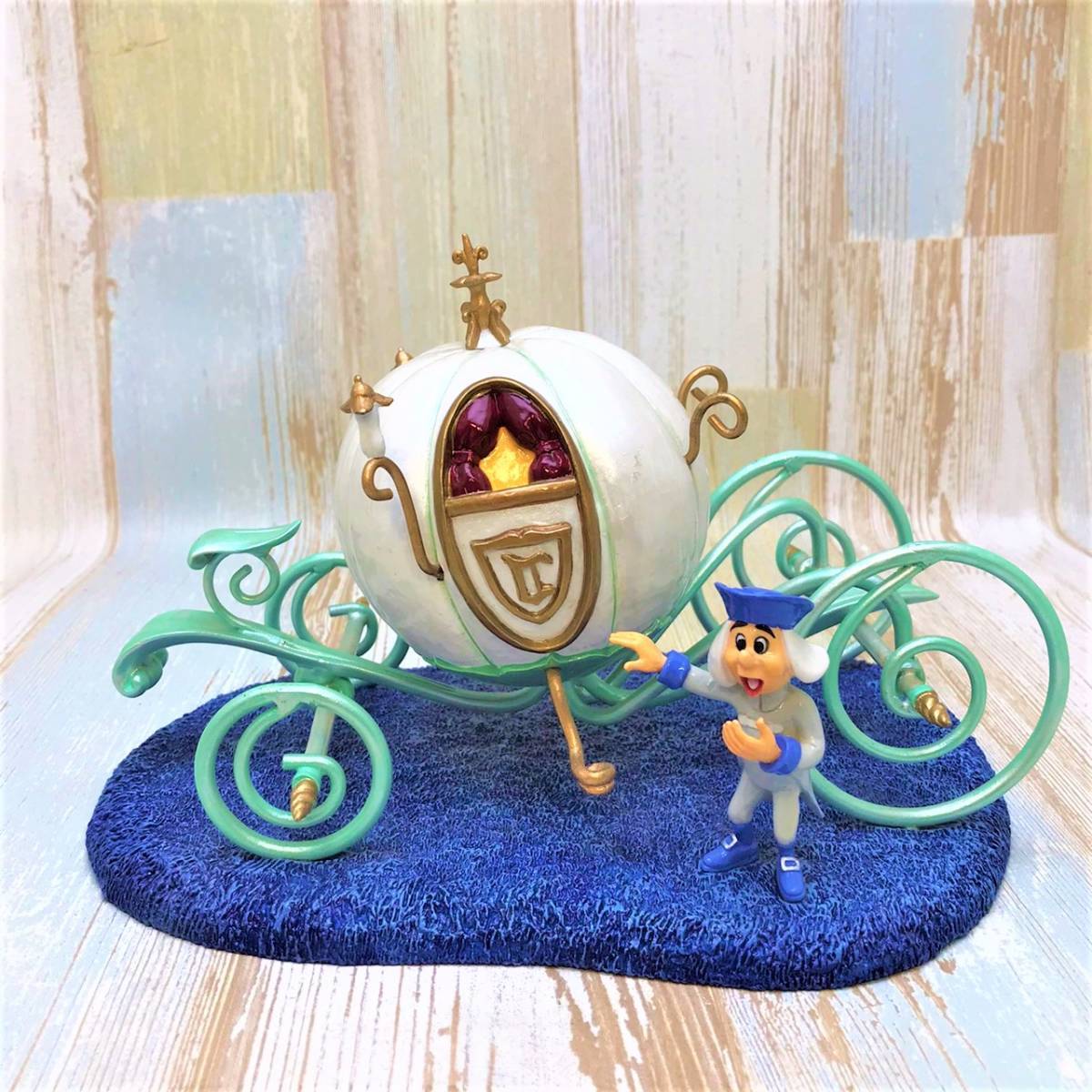 レア シンデレラ Cinderella Department06 かぼちゃの馬車 召使い フィギュア ウォルト ディズニー Disney Tdl 魔法の馬車 ディズニー 売買されたオークション情報 Yahooの商品情報をアーカイブ公開 オークファン Aucfan Com