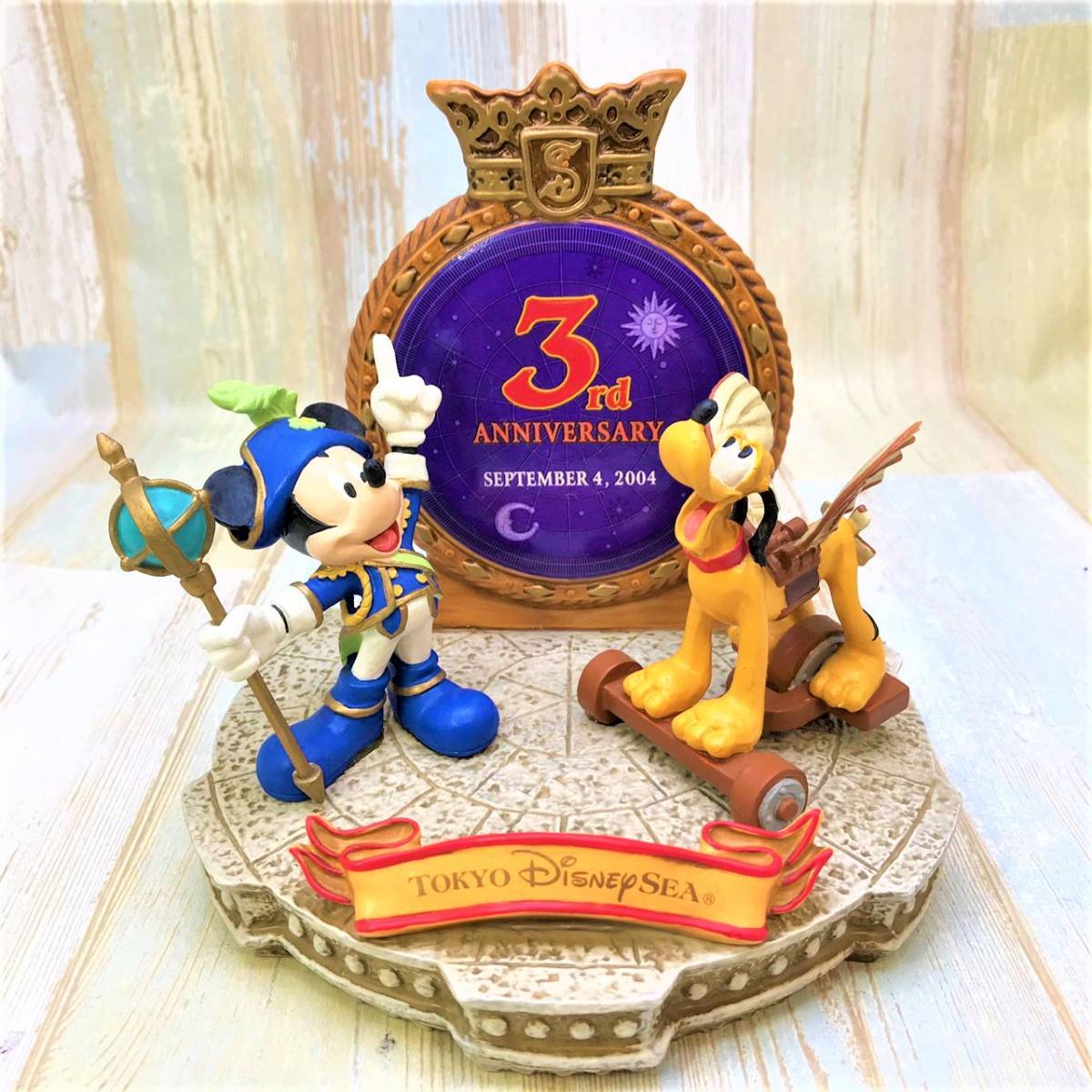 limited goods rare * Disney si- open 3 anniversary commemoration Mickey Mouse Mickey Pluto figure Disney Sea Anniversary * ceramics made ornament 