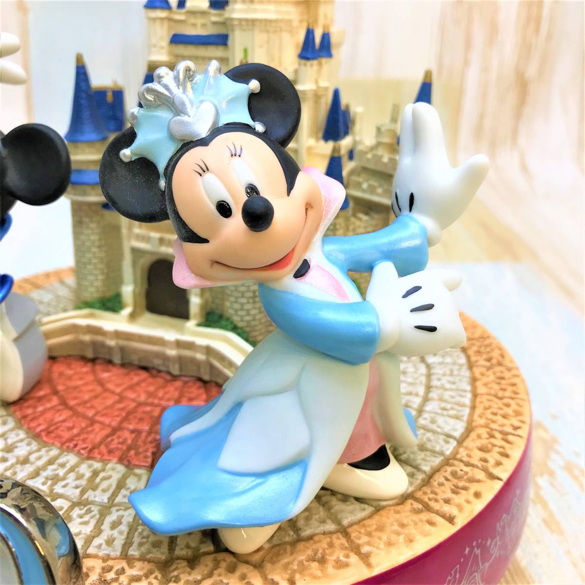  rare * Mickey Mouse Disney Land 20 anniversary sinterela castle Mickey minnie 20thAnniversary figure Lynn *Disney Disney TDL