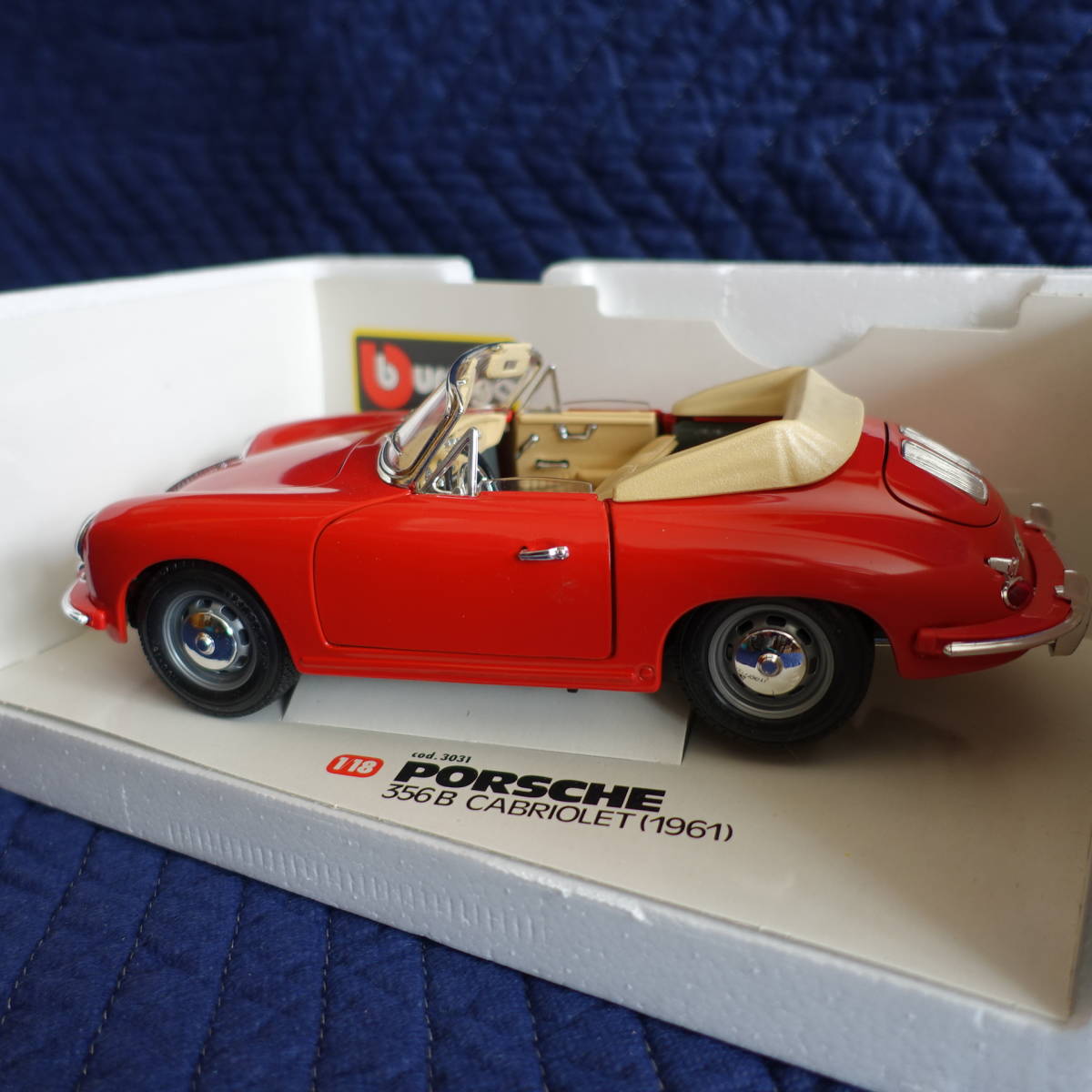 bburago PORSCHE 356B CABRIOLET (1961) 1:18