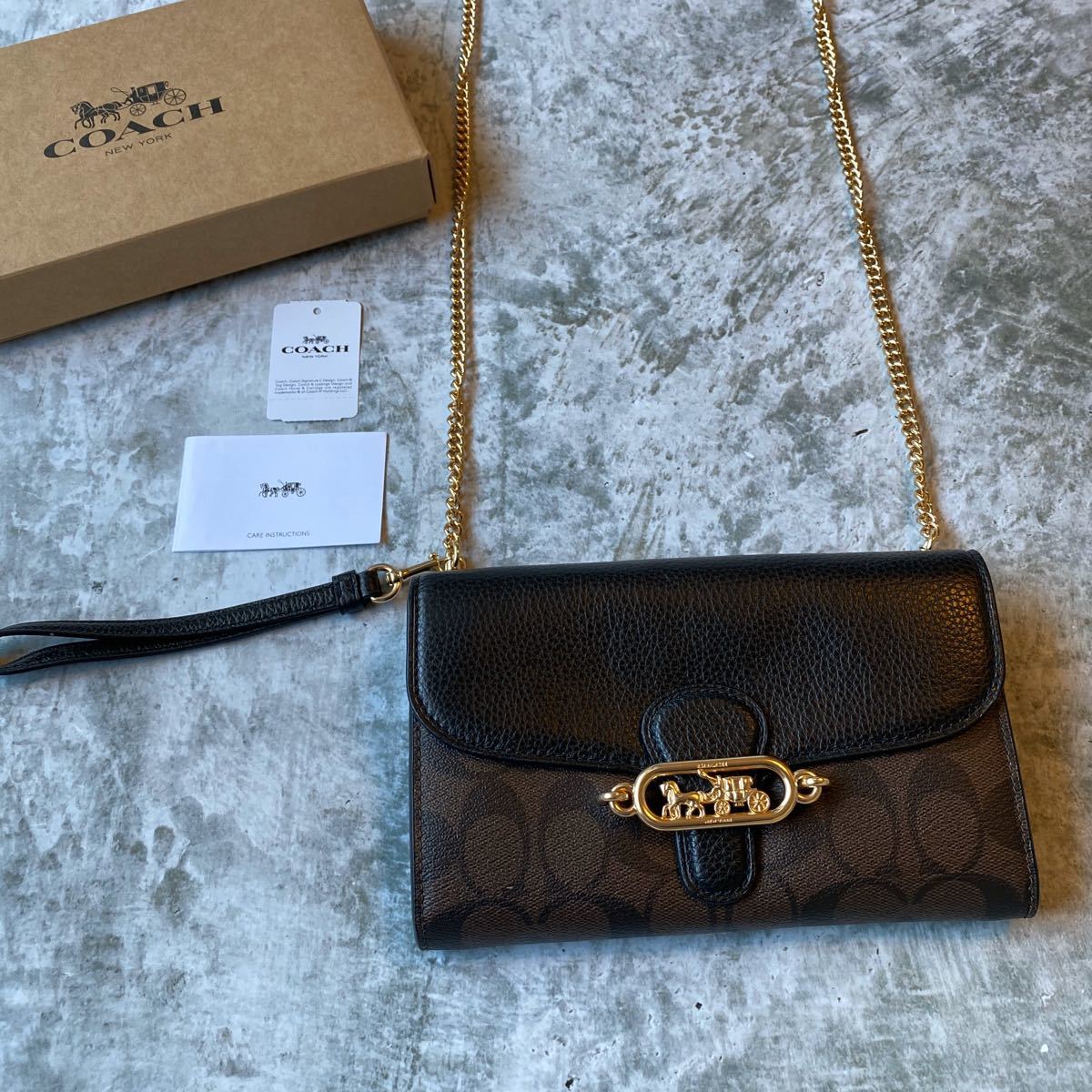 ランキング第1位 入手困難 COACH コーチ F88101 チェーン シグネチャー 2way - ショルダーバッグ